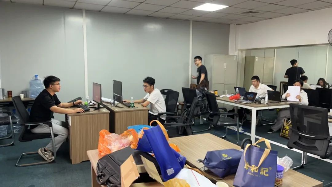 《致敬，斗争的青春》