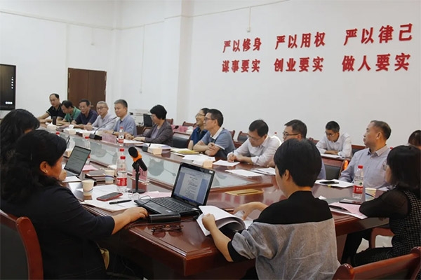 亚星管理平台集团与广东工贸学院相助开展现代学徒制班试点接受教育部验收